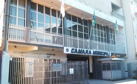 Projeto sobre violência política contra mulheres divide plenário em Lafaiete