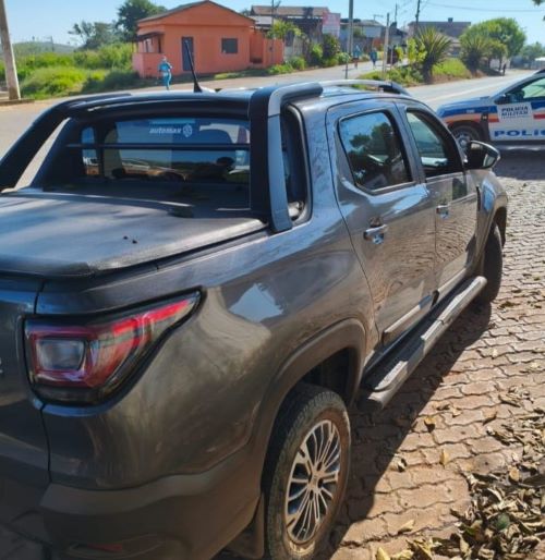 Caminhonete clonada é apreendida em Lagoa Dourada