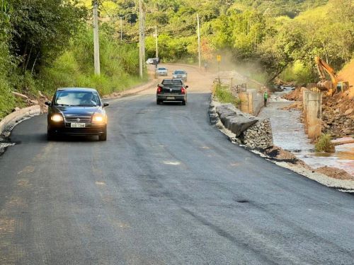 Avenida liberada alivia trânsito no Centro de Congonhas
