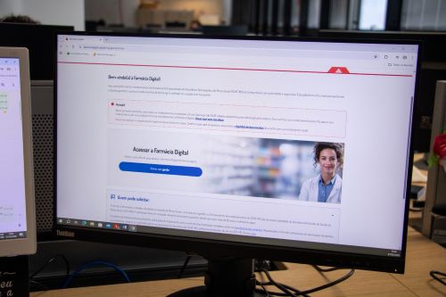 Governo lança Farmácia Digital e reduz filas por remédios