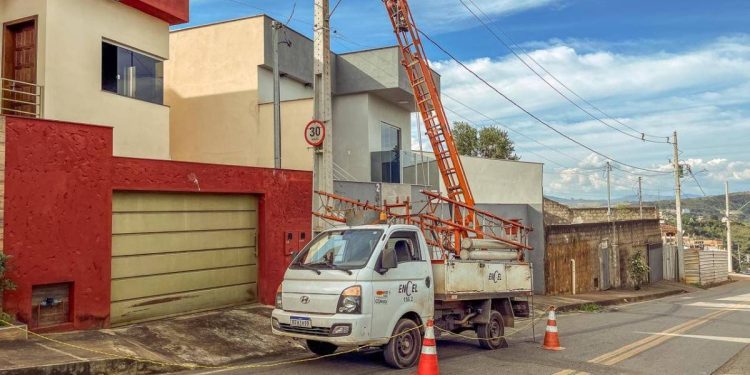 Congonhas amplia manutenção e agiliza pedidos de iluminação