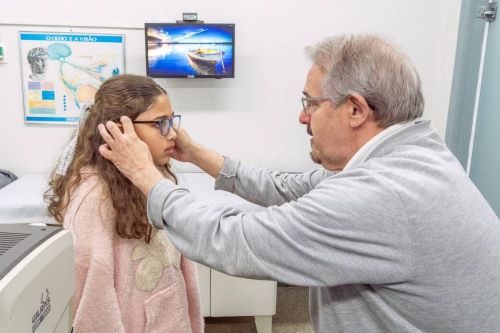 Congonhas amplia consultas e entrega mais de 220 óculos