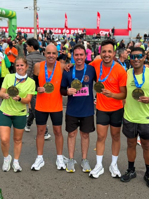 Lafaiete conquista pódio na Maratona de Porto Alegre