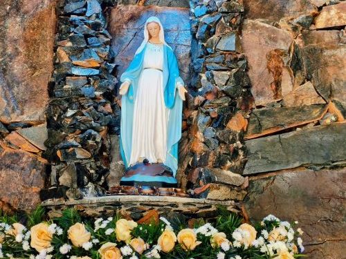 Gruta resgata milagre de 1949 e fortalece a fé regional