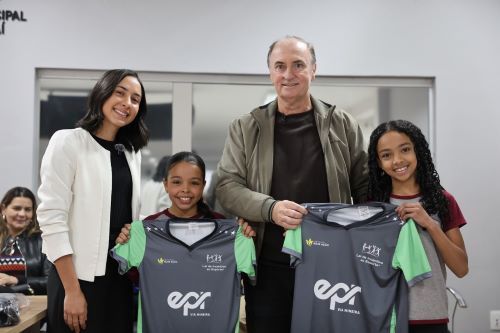 Semear Esportes amplia inclusão e atende 142 jovens