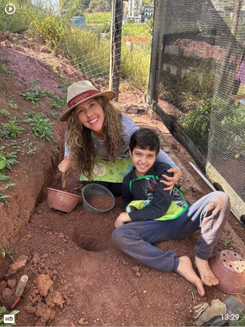 Projeto Dedo Verde aproxima crianças autistas da natureza em Lafaiete