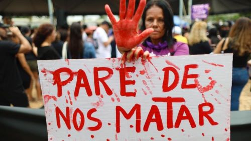 Nova lei institui memorial e ações contra o feminicídio