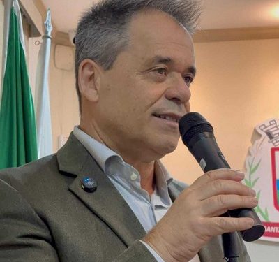 Santana dos Montes concede cidadania honorária a Glaycon Franco