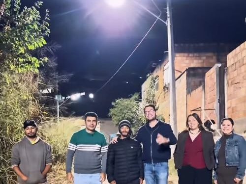 Iluminação chega à avenida Rosa Dutra após 20 anos