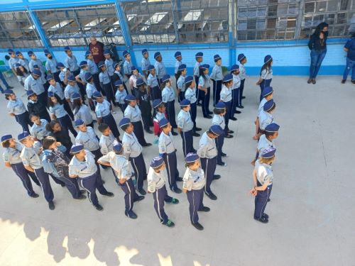 Justiça mantém decisão e encerra modelo cívico-militar nas escolas