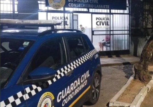 Briga doméstica entre mulheres termina na delegacia