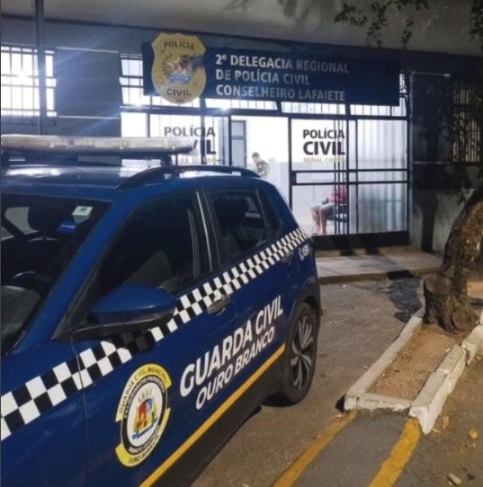 Briga doméstica entre mulheres termina na delegacia
