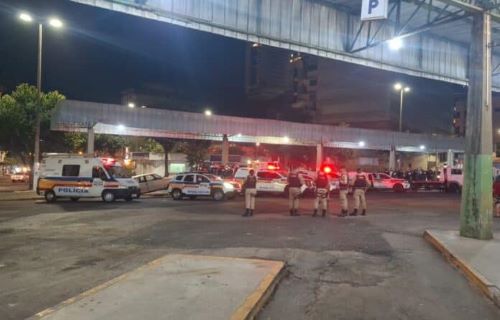 PM apreende 18 motos em Lafaiete e conduz 28 pessoas para a delegacia
