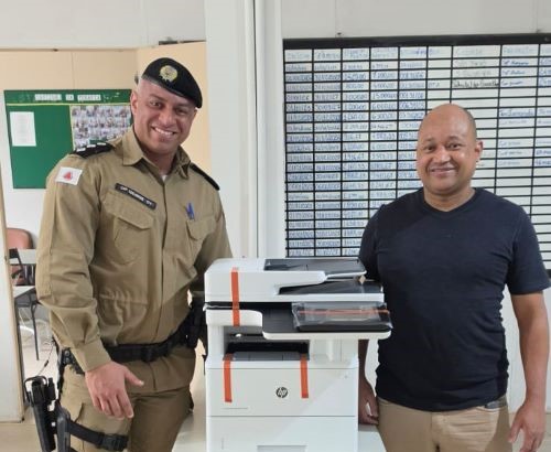 CONSEP entrega três impressoras à Polícia Militar em Lafaiete