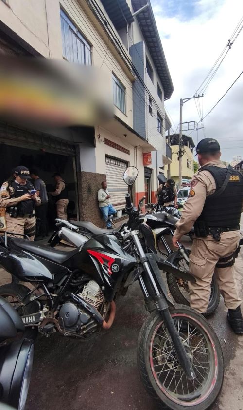 Grau Zero em Lafaiete encontra em oficinas motos sem chassi e placa