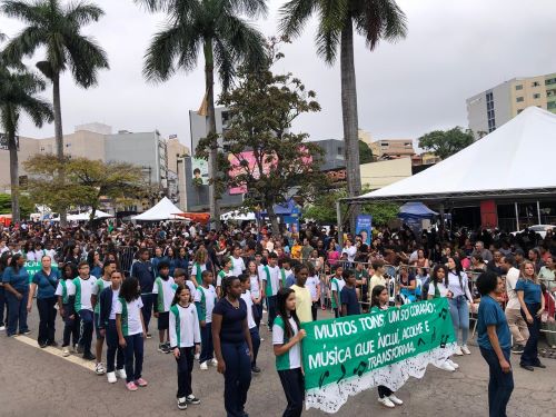 Desfile Cívico mantém tradição em Conselheiro Lafaiete