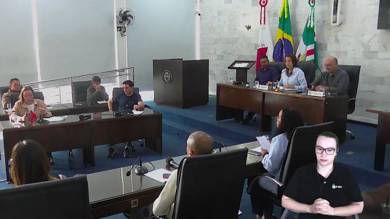 Vereadores questionam informações usadas por candidatos sobre saúde em Lafaiete