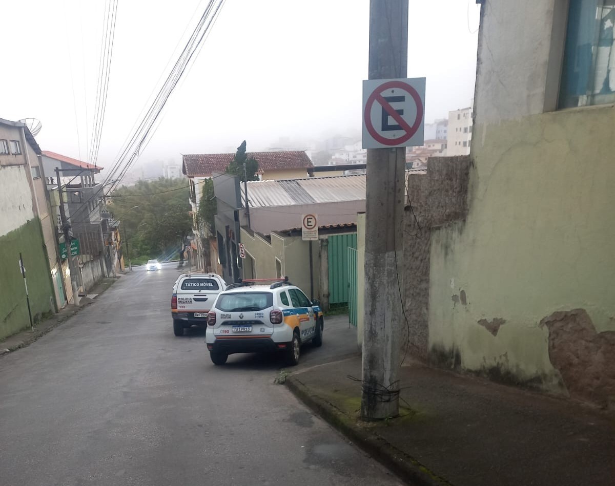 Homem é assassinado no estacionamento da antiga policlínica