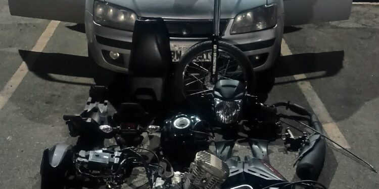 Moto furtada em Lafaiete é recuperada em Congonhas; dois homens são presos