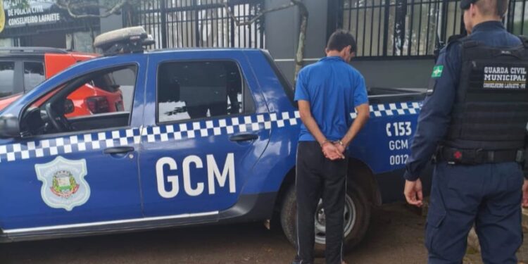 Usuário do Centro POP ameaça servidora de morte em Lafaiete