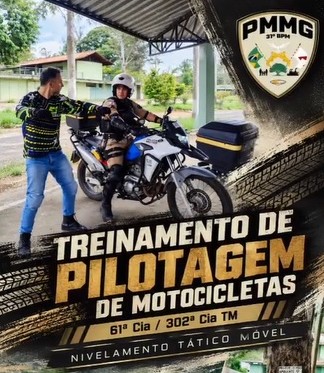 Treinamento aprimora técnicas de pilotagem de motos por militares